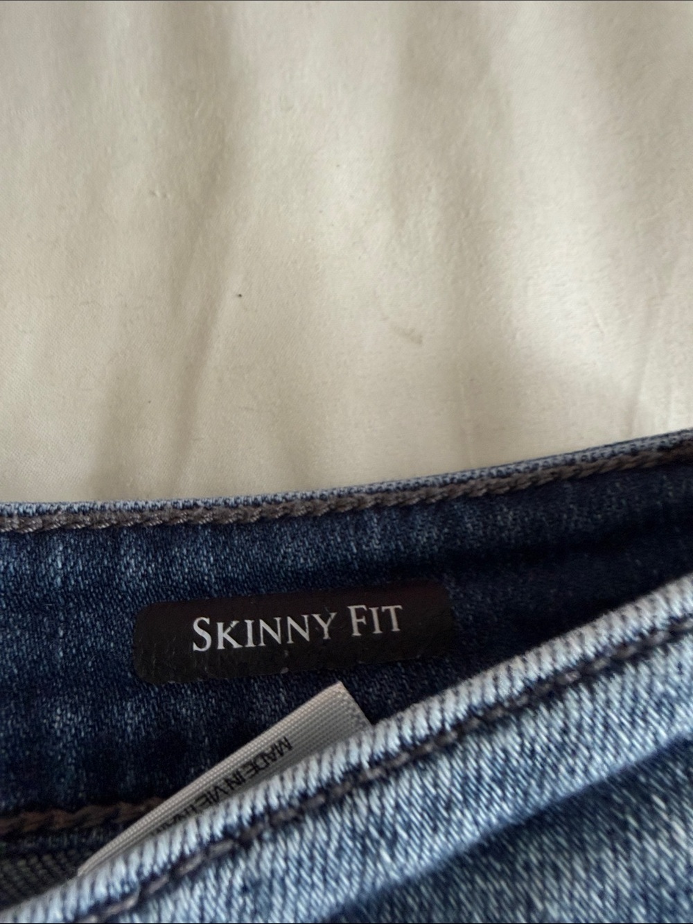 Judy Blue Distressed Boyfriend Jeans in Light Wash Blue - Picture 3 of 6